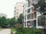 南北通透，周邊配套實(shí)施齊全，居家方便